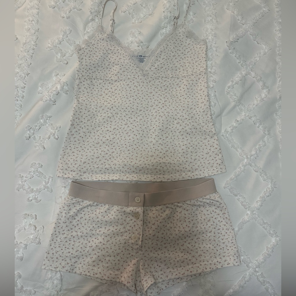 Brand new NWOT Brandy Melville pajama set